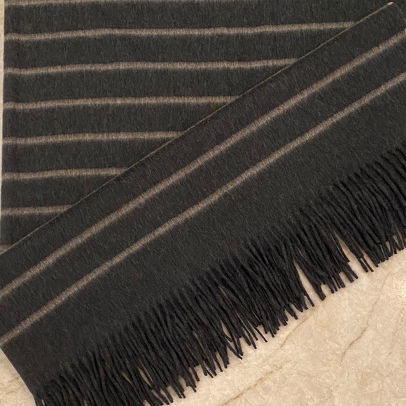 J. Crew Home Striped 100% Cashmere Throw Blanket - Grey/Tan NWOT - Picture 5 of 6